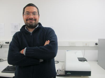 Investigadores de la UNLP realizan un nuevo testeo rápido para Covid-19