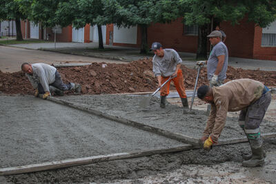 Campana: El Municipio sigue adelante con la reparación de la calle Castelli