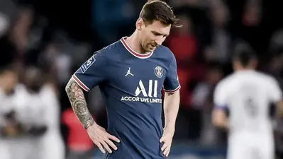 Otra vez silvaron a Messi en una nueva derrota para el PSG