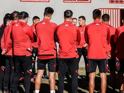 Huracán suspendió la práctica a puertas abiertas por pedido de la Ciudad