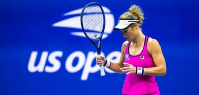 “Me trataron de tramposa”: una jugadora se fue silbada del US Open y lloró en la conferencia de prensa