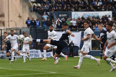 Gimnasia recibe a Vélez en el Bosque