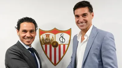 El uruguayo Diego Alonso se convirtió en el nuevo DT de Sevilla