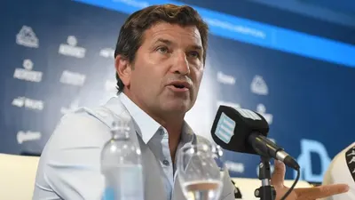 El Mago Capria renunció y no es más el mánager de Racing: quién lo reemplazaría