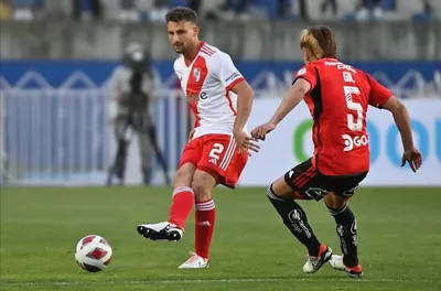 Estudiantes busca reforzar su defensa con Boselli y Gattoni