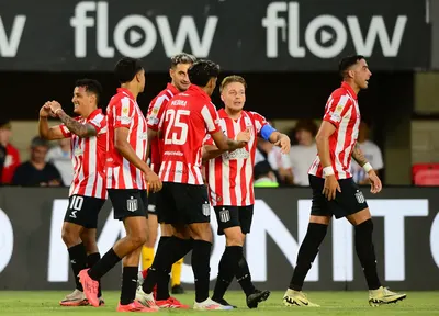 Hoy Estudiantes visita a Unión de Santa Fe