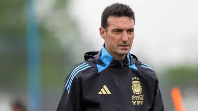 Con tres sorpresas y la vuelta de Enzo Fernández, Scaloni dio la lista para los amistosos de la Selección