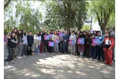 La Provincia entregó 80 computadoras para escuelas de Tigre y San Fernando
