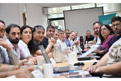 La Provincia reactiva las paritarias: Convocó a los gremios para este jueves
