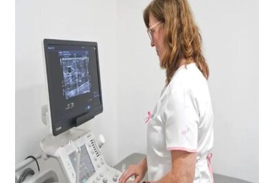Lomas de Zamora: El CIS San Martín y el Hospital Alende realizan mamografías gratis y sin turno previo durante este mes