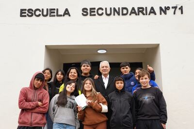 La Plata: Municipio y Provincia mejoran las condiciones de aprendizaje de más de 250 estudiantes de Villa Elvira
