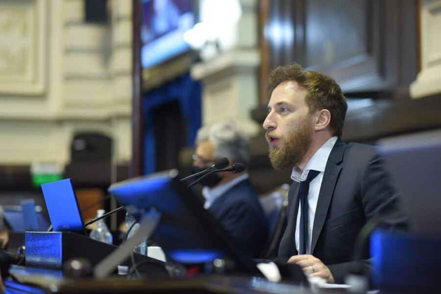 Otermín sobre el ataque al local del FDT en Bahía Blanca: “Es un atentado contra la convivencia democrática”