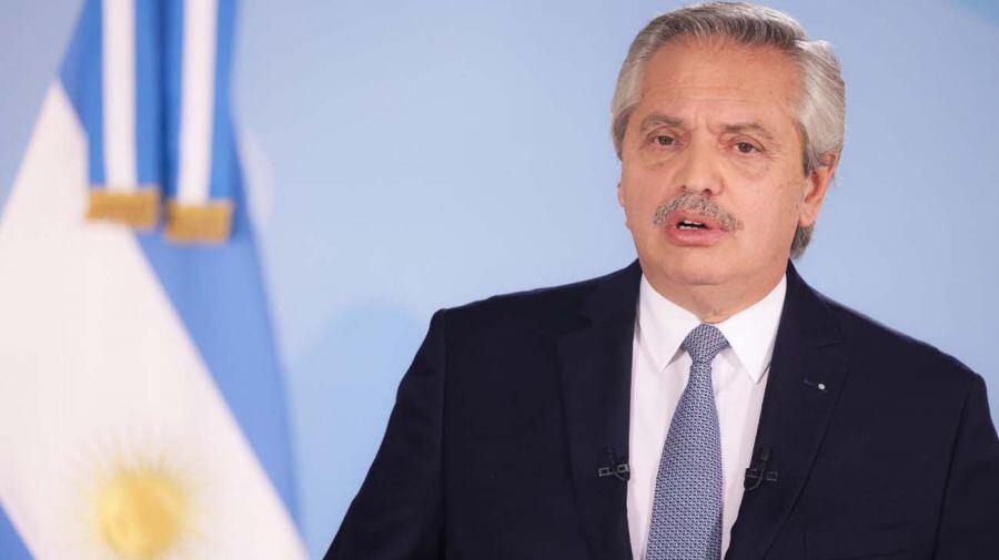 Con el DNU extendido por cuatro semanas más, se analiza la implementación de "vuelos especiales"