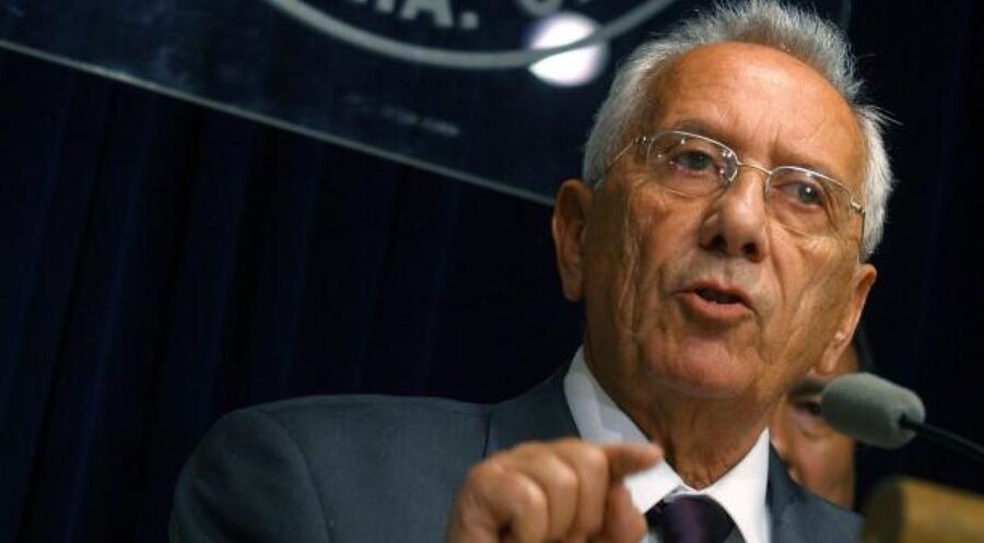 Héctor Recalde insistió en la idea de reducir la jornada de trabajo para mejorar la productividad