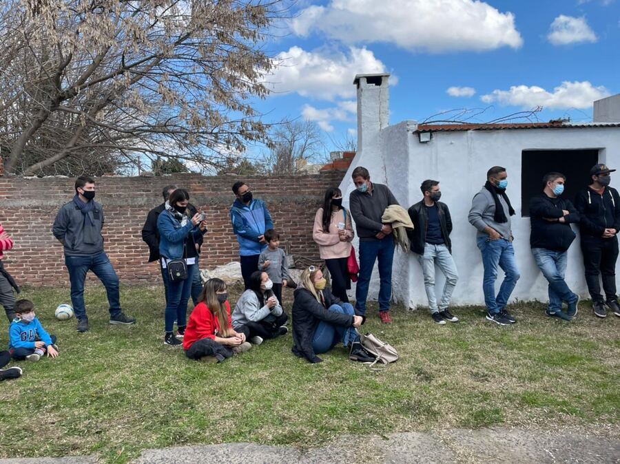 Recorrida de candidatos y candidatas del Frente de Todos en Los Hornos