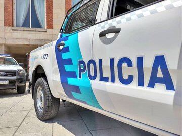 Luego de simular un allanamiento y cometer un asalto el policía se entregó a la justicia