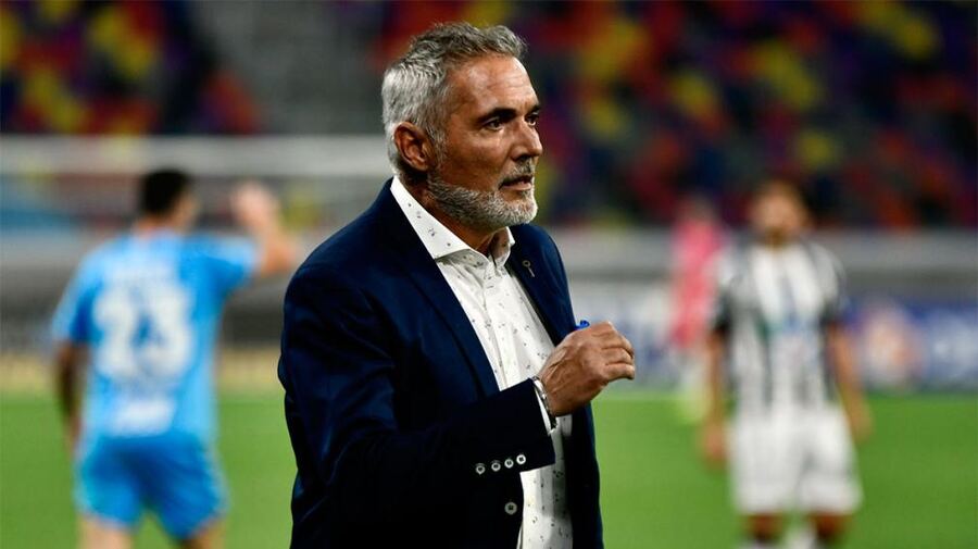 Otro DT que se va: el "Huevo" Rondina dejó de ser el técnico de Central Córdoba
