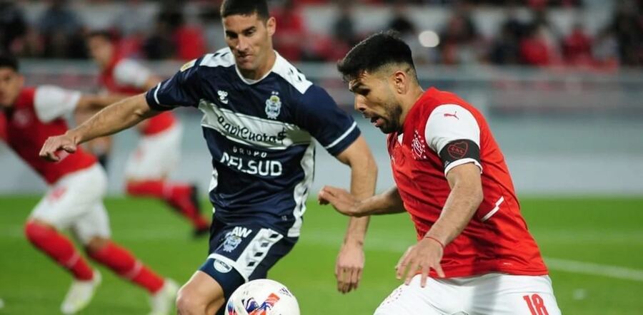 Empato Gimnasia 1 a 1 con Independiente
