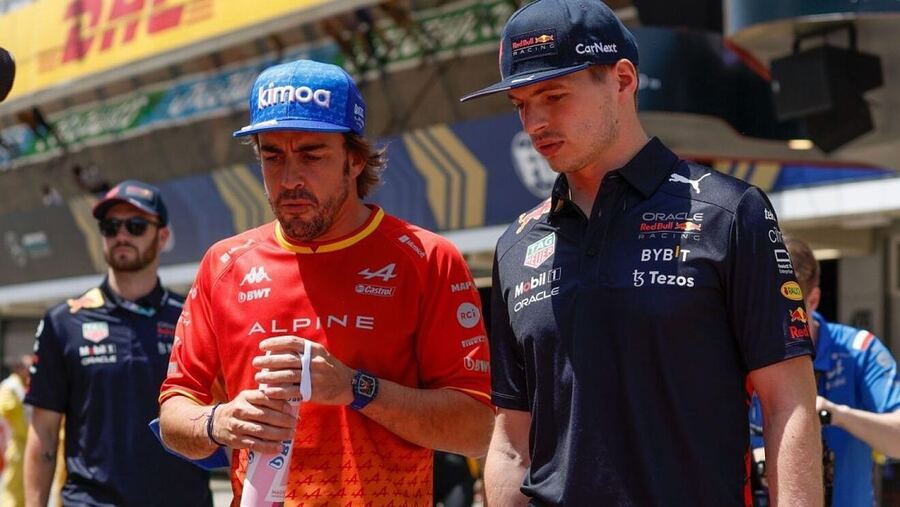 De campeón a campeón: Damon Hill y un tremendo halago a Fernando Alonso