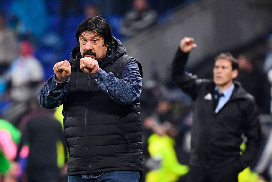 El Mono Burgos contó por qué no habla con Diego Simeone y confesó que recayó en una adicción