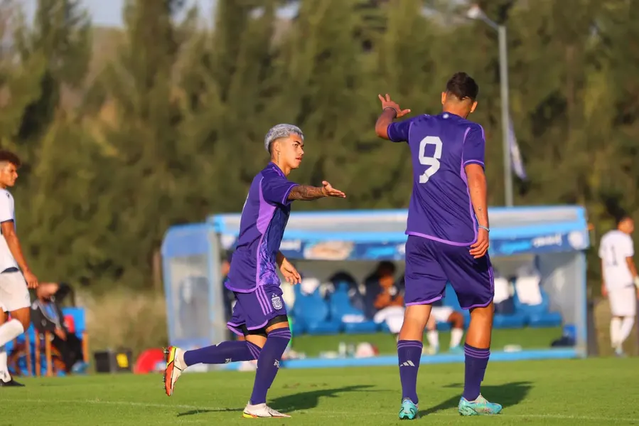 La Selección argentina Sub 20 goleó en un amistoso de preparación