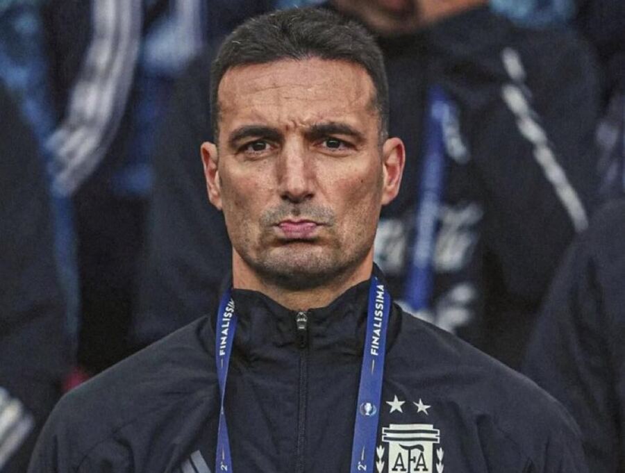 Scaloni, desbordado ante los fanáticos en China: "Nos van a matar".