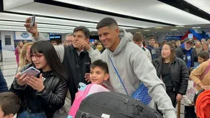 Marcos Rojo volvió a la Argentina y habló sobre la posibilidad de jugar