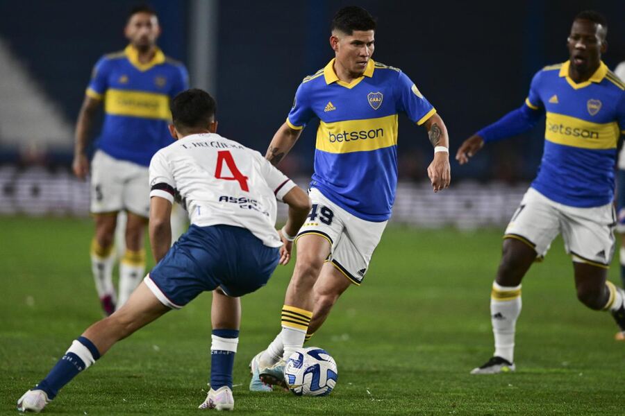 Boca rescató un empate en su visita a Nacional