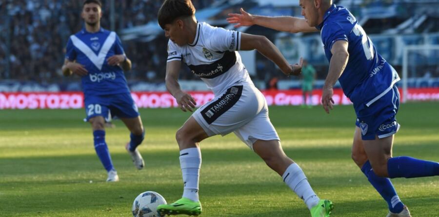 Gimnasia visita a Huracán y también habrá hoy otros encuentros