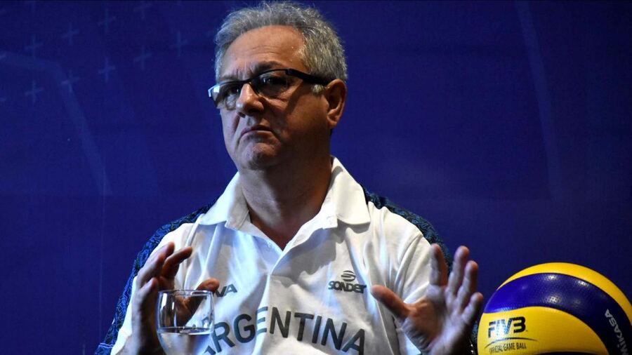 El platense Julio Velasco dirigirá al seleccionado femenino de Italia