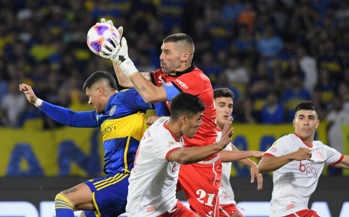 La semifinal entre Boca y Estudiantes se jugará el martes en Córdoba