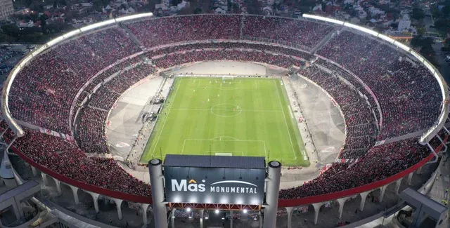 Entradas agotadas: River-Atletico Mineiro en un Monumental colmado de gente