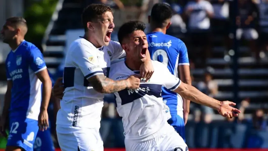 Gimnasia venció a Atlético Tucumán y sigue soñando con las copas