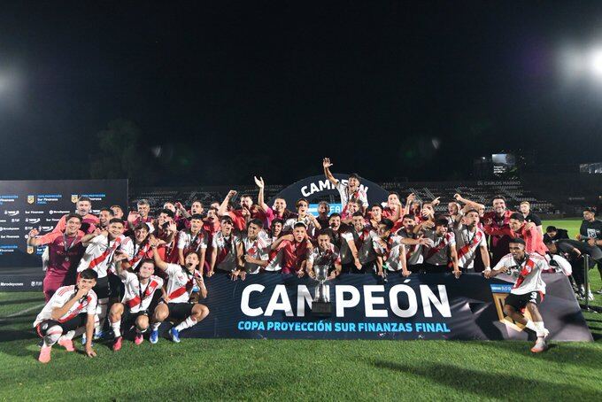 River se consagró campeón de la Copa Proyección tras vencer a San Lorenzo